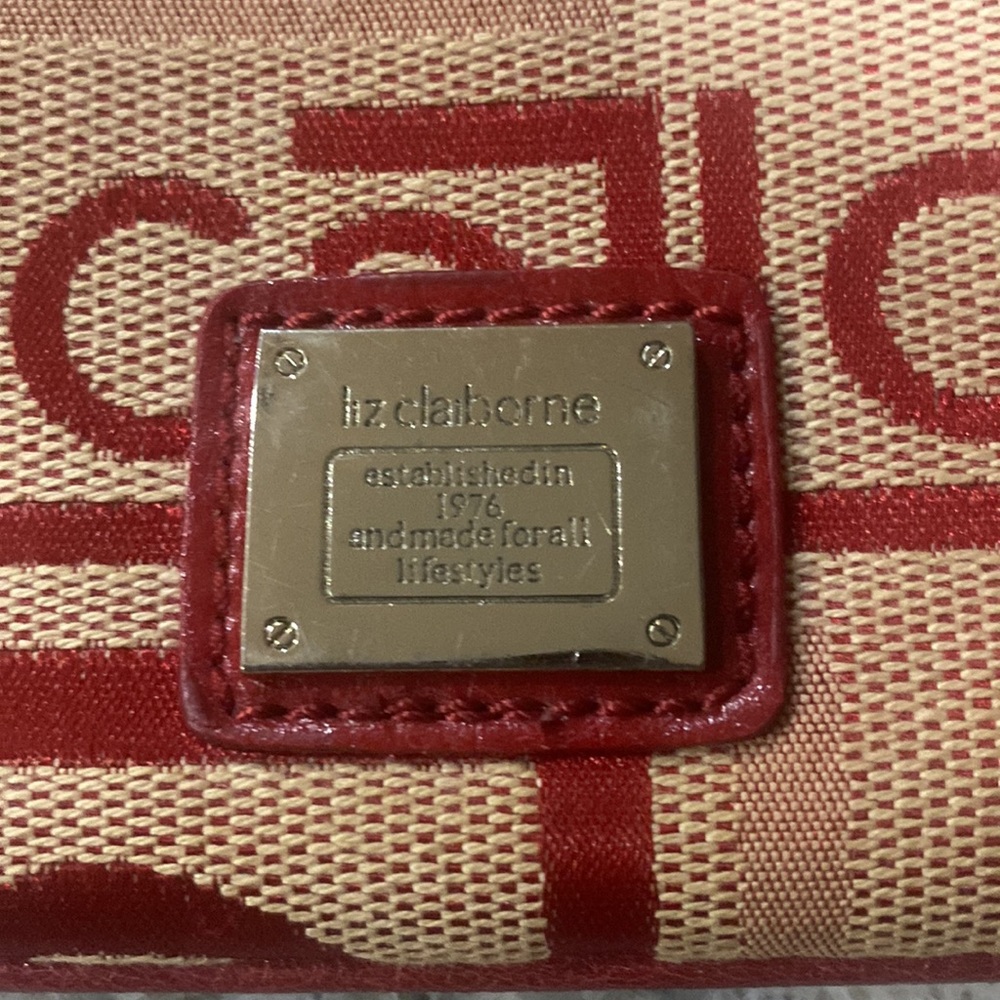 Liz Claiborne wristlet - Picture 2 of 6